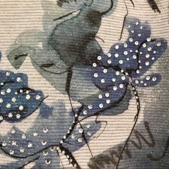 Beautiful Semi-Sheer Top Size MP - Picture 2 of 7